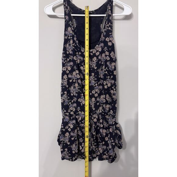 Women's Floral Blouse Express Size Medium Lightweight Top Loft Sleeveless Blouse - Picture 6 of 9